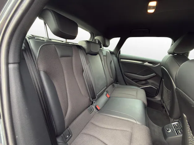 Audi A3 Sportback 2.0 TDI 184 Sport quattro S-Tronic * S-Line * B&O Soundsystem * MMI Navi Plus *