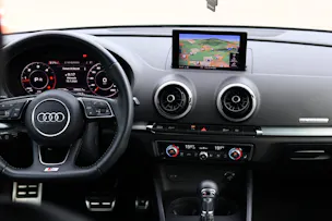 Audi A3 Sportback 2.0 TDI 184 Sport quattro S-Tronic * S-Line * B&O Soundsystem * MMI Navi Plus *