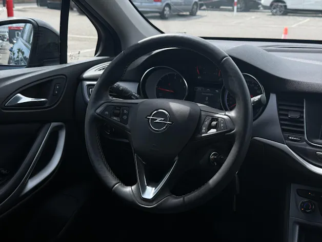 Opel Astra 1.4 T Edition S/S