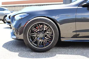 Mercedes-Benz C 43 AMG 4matic+ * Pack AMG Night * Panorama * 360° Kamera * Head-Up * Sitzlüftung *
