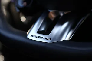 Mercedes-Benz C 43 AMG 4matic+ * Pack AMG Night * Panorama * 360° Kamera * Head-Up * Sitzlüftung *