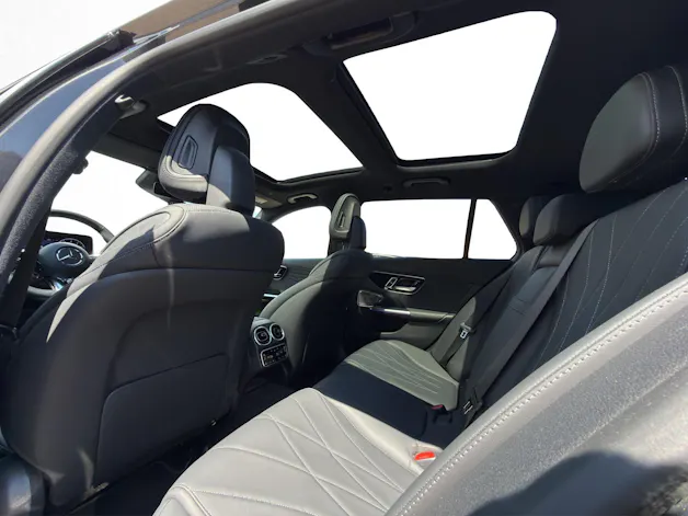 Mercedes-Benz C 43 AMG 4matic+ * Pack AMG Night * Panorama * 360° Kamera * Head-Up * Sitzlüftung *