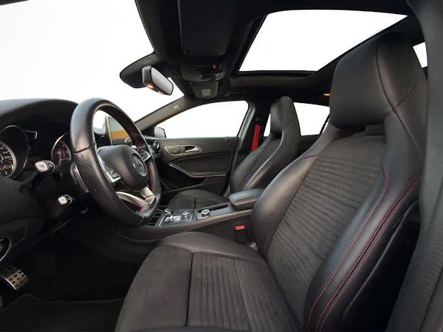 Mercedes-Benz GLA 45 AMG 4m
