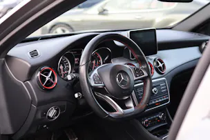 Mercedes-Benz GLA 45 AMG 4m