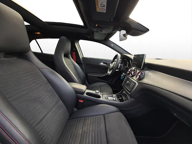 Mercedes-Benz GLA 45 AMG 4m