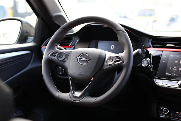 Opel Corsa 1.2 T 130 GS *INKLUSIVE 24 MONATE GARANTIE OHNE BETEILIGUNG!*