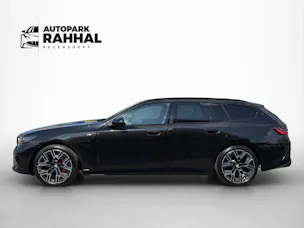 BMW 540d xDrive Touring M Sport Pro * ICONIC GLOW * BELÜFTETE SITZE * AHK *