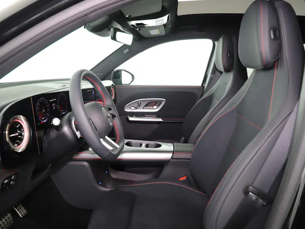 Mercedes-Benz GLB 220 4Matic 8G-Tronic