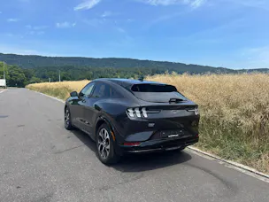 Ford Mustang Mach-E Standard AWD