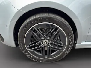 MERCEDES-BENZ V 300 d lang 4Matic Swiss Edition 9G-Tronic