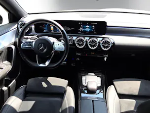 Mercedes-Benz A 250 AMG Line 7G-DCT
