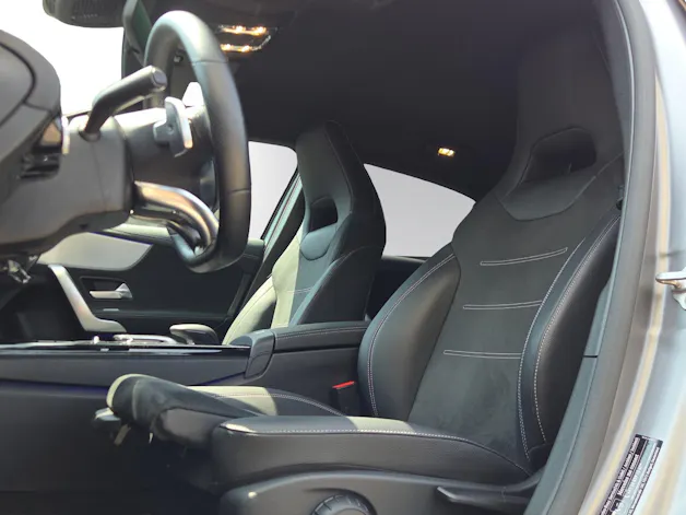 Mercedes-Benz A 250 AMG Line 7G-DCT