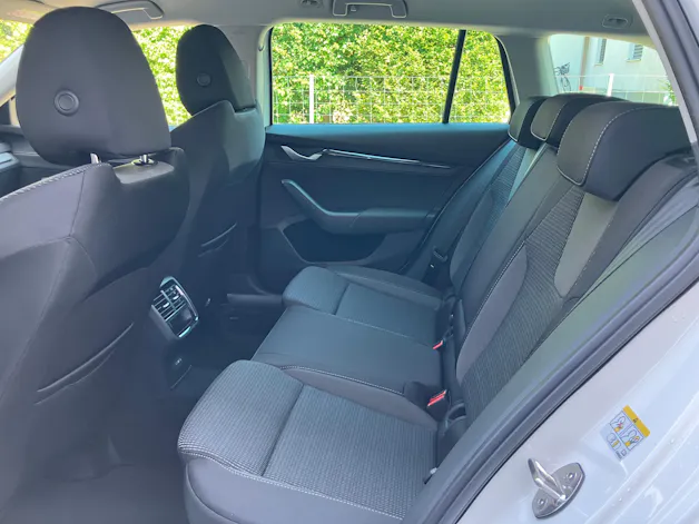 Škoda Octavia Combi 2.0 TSI DSG Selection 4x4