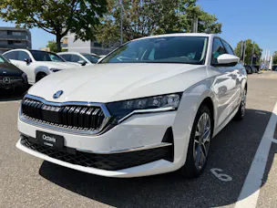 SKODA Octavia Combi 2.0 TSI DSG Selection 4x4