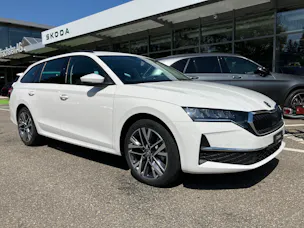SKODA Octavia Combi 2.0 TSI DSG Selection 4x4