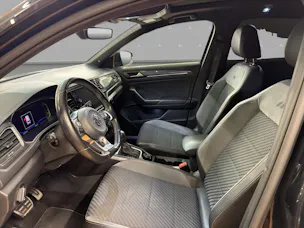 VW T-Roc 2.0 TSI Sport DSG 4M // R-Line