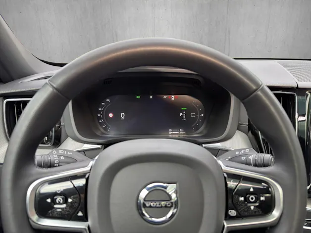 Volvo XC60 2.0 T6 TE Ultimate Dark eAWD