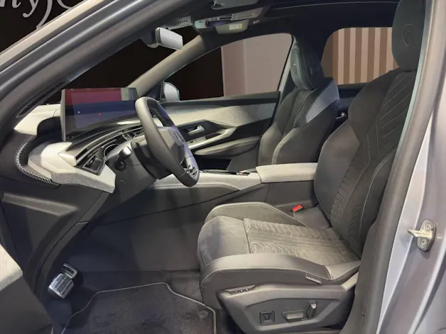 Peugeot 3008 145 e-DCS6 Hybrid GT