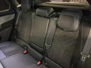 Peugeot 3008 145 e-DCS6 Hybrid GT