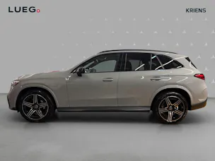 Mercedes-Benz GLC 300 4M - AMG / 360 Grad Kamera / Panorama-Dach / AHK