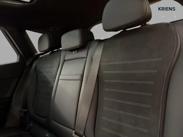 Mercedes-Benz GLC 300 4M - AMG / 360 Grad Kamera / Panorama-Dach / AHK