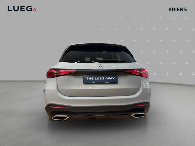 Mercedes-Benz GLC 300 4M - AMG / 360 Grad Kamera / Panorama-Dach / AHK