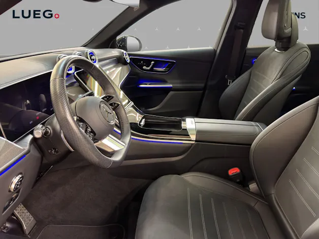 Mercedes-Benz GLC 300 4M - AMG / 360 Grad Kamera / Panorama-Dach / AHK