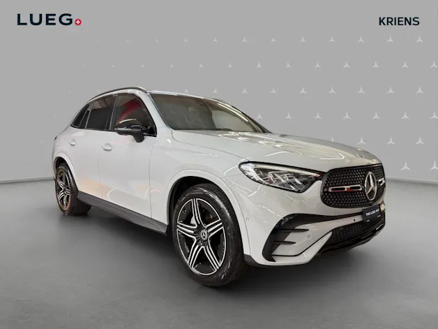 Mercedes-Benz GLC 300 4M - AMG / 360 Grad Kamera / Panorama-Dach / AHK