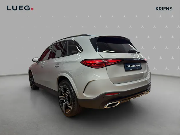 Mercedes-Benz GLC 300 4M - AMG / 360 Grad Kamera / Panorama-Dach / AHK