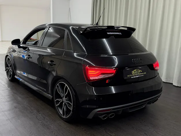Audi S1 Sportback 2.0 TFSI Sport quattro