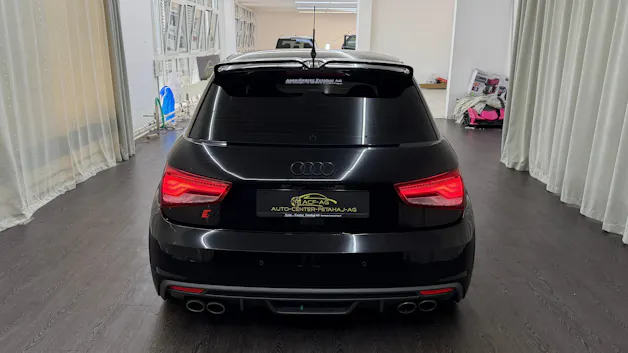 Audi S1 Sportback 2.0 TFSI Sport quattro