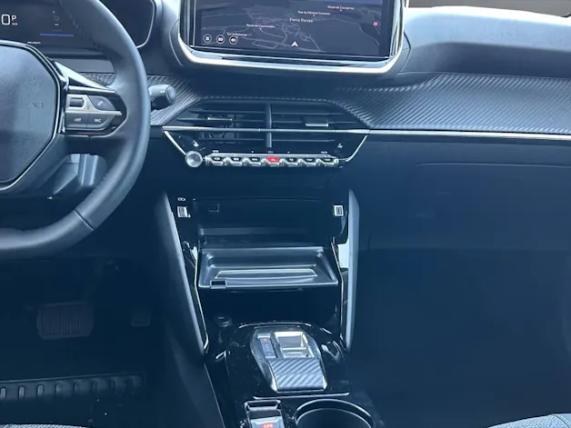 Peugeot 208 Elektrik 100 kW Allure