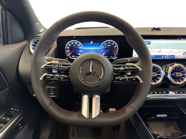 Mercedes-Benz GLA 250 4Matic Swiss Star