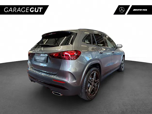 Mercedes-Benz GLA 250 4Matic Swiss Star