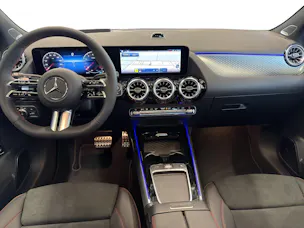 MERCEDES-BENZ GLA 250 4Matic Swiss Star
