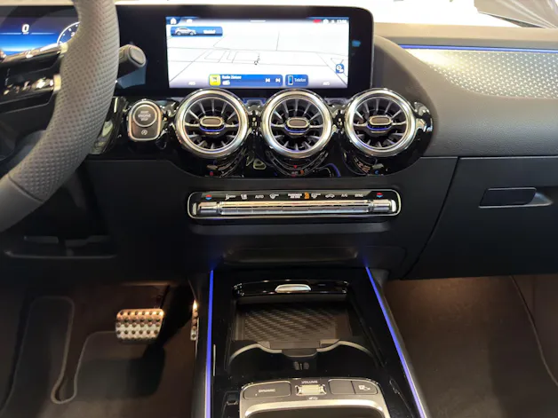 Mercedes-Benz GLA 250 4Matic Swiss Star