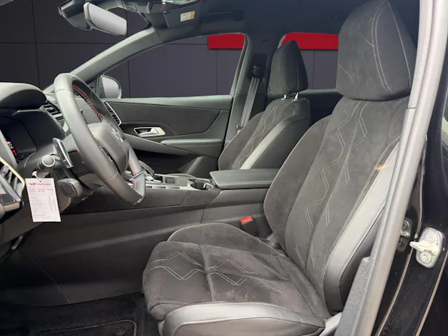 DS Automobiles AUTOMOBILES DS7 1.5 BlueHDi Pallas