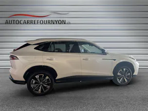 MG HS 1.5 T HEV Luxury