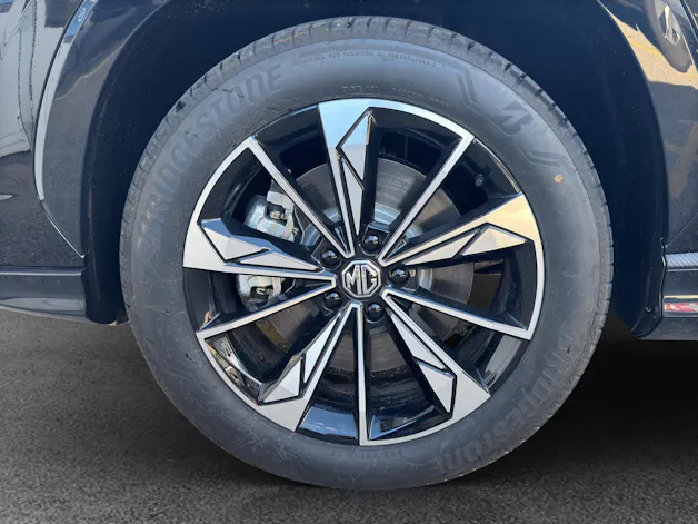 MG HS 1.5 T HEV Luxury