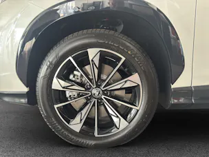 MG HS 1.5 T HEV Luxury