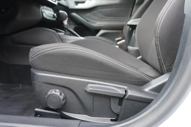 Ford Focus 1.0 MHEV Titanium X Automat