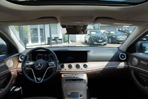 MERCEDES-BENZ E 300 de T 4Matic AMG Line 9G-Tronic
