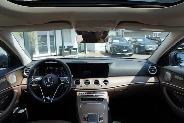 Mercedes-Benz E 300 de T 4Matic AMG Line 9G-Tronic