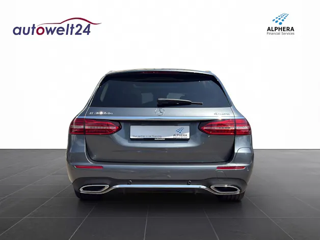 Mercedes-Benz E 300 de T 4Matic AMG Line 9G-Tronic