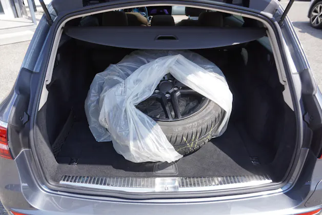 Mercedes-Benz E 300 de T 4Matic AMG Line 9G-Tronic