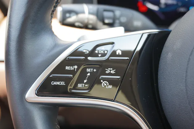 Mercedes-Benz E 300 de T 4Matic AMG Line 9G-Tronic