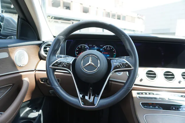 Mercedes-Benz E 300 de T 4Matic AMG Line 9G-Tronic