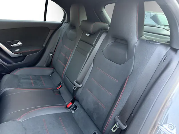 Mercedes-Benz A 200 7G-DCT