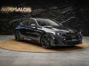 BMW 520d xDrive M Sport Steptronic *21" Felgen*Keyless-Go*Adaptiver LED*