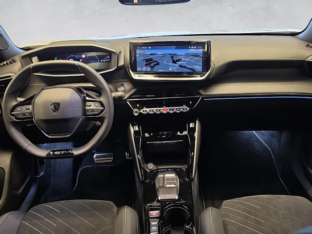 Peugeot 2008 1.2 145 MHEV GT